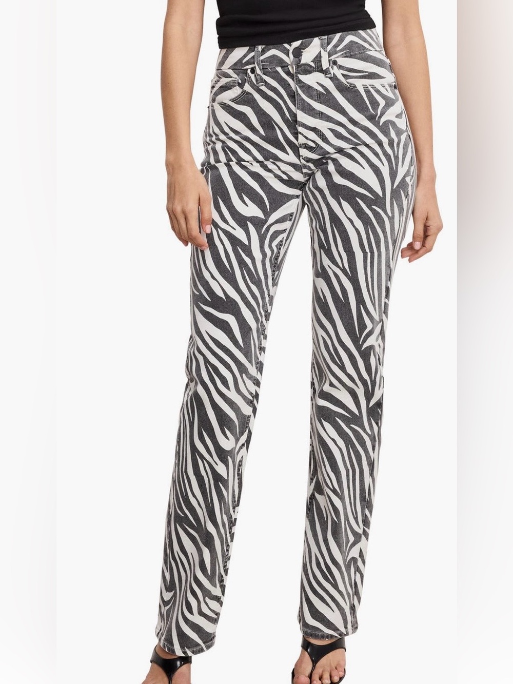 ALMOST NEW! Good American Icon High Waist Jeans in Zebra Print
